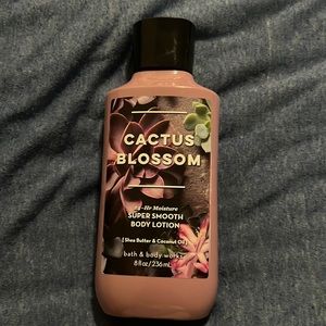 NWT Cactus Blossom Super Smooth Body Lotion